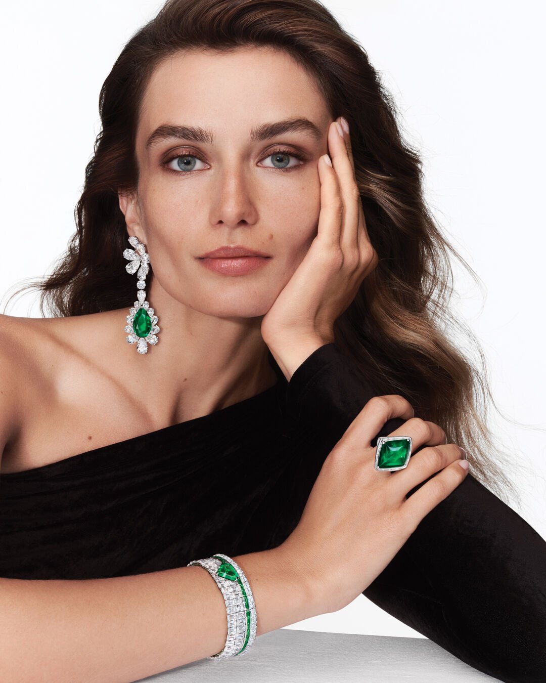 Graff Extraordinary Fine Diamond Jewellery and Swiss Watches